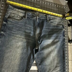 Guess Men's Indigo Straight Jeans